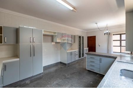 42_photo/94b9bf2279.5201f2b37237fe26-ATLAS-83babdcf-e93b-4054-86d9-aa403d40be67.jpg de casa à venda com 5 quartos, 420m² em Jardim Macedo, Ribeirão Preto