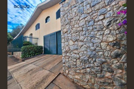 2_photo/94b9bf2337.3aed5bbd04158097-ATLAS-145f97d7-0a6d-46c2-af29-b729221cee2e.jpg de casa à venda com 3 quartos, 283m² em Jardim Palma Travassos, Ribeirão Preto