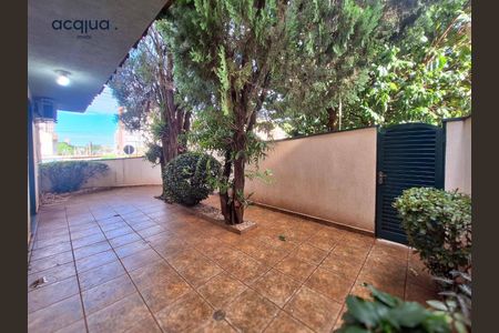 7_photo/94b9bf2337.3aed5bbd04158097-ATLAS-c8852835-8d98-4fc8-9cc4-d945e3b2d5c4.jpg de casa à venda com 3 quartos, 283m² em Jardim Palma Travassos, Ribeirão Preto
