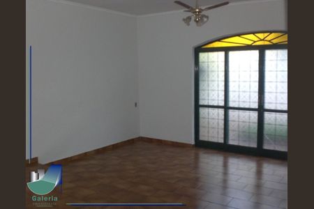 4_photo/94b9bf279d.6f5fc08ff33f9ba7-ATLAS-2d1a32a5-e452-4ab7-b8f3-04da6d3b7b1f.jpg de casa à venda com 3 quartos, 205m² em Subsetor Sul - 2 (S-2), Ribeirão Preto