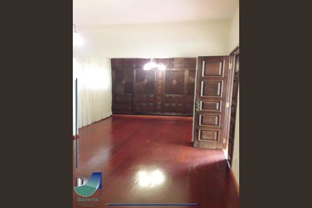 3_photo/94b9bf27c9.1c8b4d6ddc3b91a7-ATLAS-42506beb-d718-47cf-9af8-2aeff3ae27f1.jpg de casa à venda com 3 quartos, 177m² em Jardim Sumare, Ribeirão Preto
