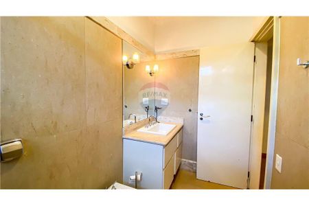 37_photo/94b9bf28c7.cc86e846ee81f630-ATLAS-a472fdab-1a06-4bbb-9e43-849dee2e5836.jpg de casa à venda com 4 quartos, 585m² em Jardim America, Ribeirão Preto