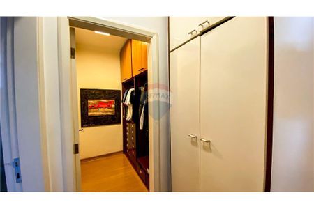 36_photo/94b9bf28c7.cc86e846ee81f630-ATLAS-c7a74c23-e054-4e25-a93b-dc3384279718.jpg de casa à venda com 4 quartos, 585m² em Jardim America, Ribeirão Preto