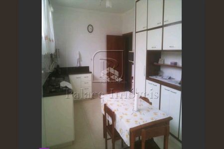 7_photo/94b9bf2a6f.ead0744c2329e0c8-ATLAS-647024ab-7f78-4d9a-91c8-122a777257a0.jpg de casa à venda com 3 quartos, 152m² em Jardim Irajá, Ribeirão Preto