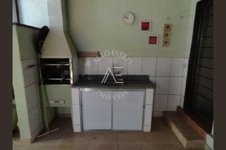 11_photo/94b9bf2a6f.ead0744c2329e0c8-ATLAS-d8fd3f4b-0084-425a-a03c-9e0f7ce41524.jpg de casa à venda com 4 quartos, 260m² em Jardim Irajá, Ribeirão Preto