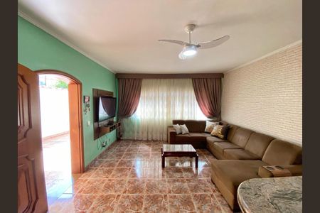 4_photo/94b9bf2bad.9d16f9c21be32f41-ATLAS-5d0168a0-e13b-482c-af3f-0c83301c8b73.jpg de casa à venda com 3 quartos, 296m² em Jardim Irajá, Ribeirão Preto