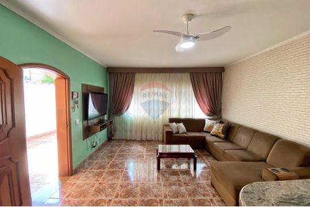 13_photo/94b9bf2bad.cba9474eaf1c4fd4-ATLAS-56d6b8b4-0d60-42c5-820d-eafb10c5255c.jpg de casa à venda com 3 quartos, 296m² em Jardim Irajá, Ribeirão Preto