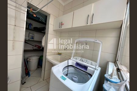 12_photo/94b9bf2bbb.2f15d505e37c7ac5-ATLAS-938ebe69-82ff-4225-a5db-d9747fd3d20d.jpg de apartamento à venda com 3 quartos, 107m² em Jardim Irajá, Ribeirão Preto