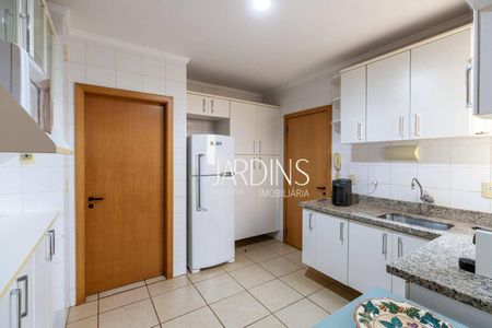 42_photo/94b9bf2c5d.0ced9ffdefdd85d2-ATLAS-f26000ee-66c8-4a93-a611-af02a5ba954c.jpg de apartamento à venda com 4 quartos, 288m² em Jardim Sao Luiz, Ribeirão Preto