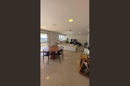 8_photo/94b9bf30db.a944a7ef88bd55c6-ATLAS-2b2edf93-8a90-42c5-bf56-700d89b476fe.jpg de apartamento à venda com 4 quartos, 278m² em Ribeirânia, Ribeirão Preto