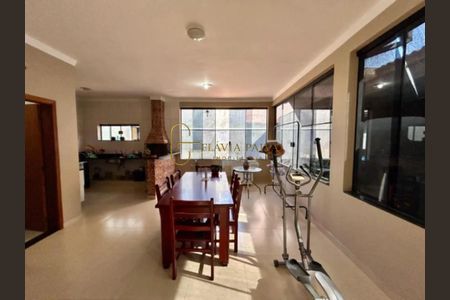 17_photo/94b9bf347b.3714cccd63f8fe2d-ATLAS-4adf41d1-7fc1-4e73-9915-a86022ab07aa.jpg de casa à venda com 3 quartos, 225m² em Ribeirânia, Ribeirão Preto