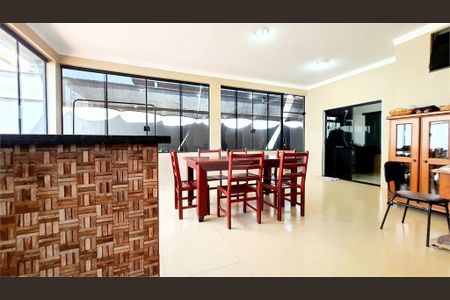 12_photo/94b9bf35a1.9eb5d2fc35c3b0f7-ATLAS-6e3f8e12-04fa-4f91-8534-c237dfce8d16.jpg de casa à venda com 3 quartos, 226m² em Ribeirânia, Ribeirão Preto