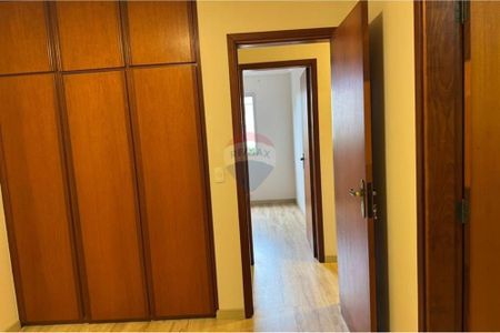 9_photo/94b9bf381b.588d4a7fb74764b6-ATLAS-622a7af5-c4c8-49cd-8f10-f7bd03dfd2f2.jpg de apartamento à venda com 3 quartos, 75m² em Jd Presid Medic, Ribeirão Preto