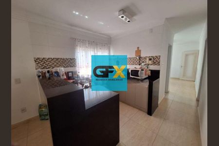 8_photo/94b9bf38a7.eb4747a7722cd593-ATLAS-6a0465b7-95aa-44d7-9d34-d64a9ade294f.jpg de casa à venda com 3 quartos, 270m² em Jardim Castelo Branco, Ribeirão Preto