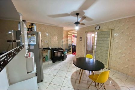 8_photo/94b9bf3bdd.d505c9d9834fda44-ATLAS-20171ec5-a228-4f46-be3b-991637254a56.jpg de casa à venda com 3 quartos, 149m² em Jardim Castelo Branco, Ribeirão Preto