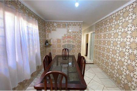 22_photo/94b9bf3bdd.d505c9d9834fda44-ATLAS-37f5dcf3-9688-4016-bf96-c8b2ea28b9a0.jpg de casa à venda com 3 quartos, 149m² em Jardim Castelo Branco, Ribeirão Preto