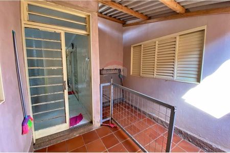 21_photo/94b9bf3bdd.d505c9d9834fda44-ATLAS-42993b6a-5dcb-4afe-bd27-a56bbb0b589f.jpg de casa à venda com 3 quartos, 149m² em Jardim Castelo Branco, Ribeirão Preto