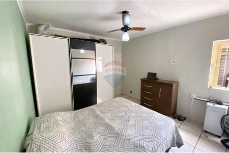 26_photo/94b9bf3bdd.d505c9d9834fda44-ATLAS-96dc8cb4-7872-4c1a-9b21-ce5030d6f589.jpg de casa à venda com 3 quartos, 149m² em Jardim Castelo Branco, Ribeirão Preto