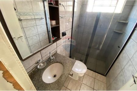 7_photo/94b9bf3bdd.d505c9d9834fda44-ATLAS-9bfc4030-e9bc-410c-b17d-8811a77b053f.jpg de casa à venda com 3 quartos, 149m² em Jardim Castelo Branco, Ribeirão Preto