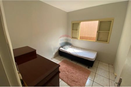 20_photo/94b9bf3bdd.d505c9d9834fda44-ATLAS-bec0298d-ebf0-4d89-a753-3e09eaa523d1.jpg de casa à venda com 3 quartos, 149m² em Jardim Castelo Branco, Ribeirão Preto