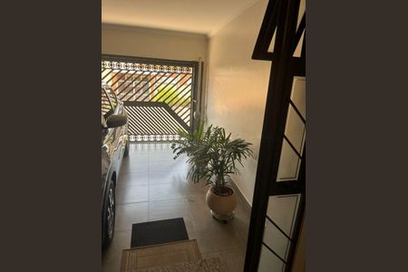 8_photo/94b9bf3c67.fb2e7a60a8bfd920-ATLAS-2d45a16e-4e51-496c-a655-44c6c5f48457.jpg de casa à venda com 3 quartos, 200m² em Jardim Palma Travassos, Ribeirão Preto