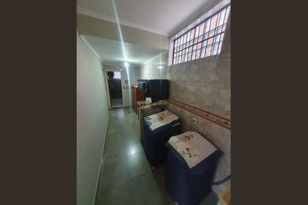 21_photo/94b9bf3c67.fb2e7a60a8bfd920-ATLAS-9799367d-0ab1-42ef-bcb1-028462e3f039.jpg de casa à venda com 3 quartos, 200m² em Jardim Palma Travassos, Ribeirão Preto
