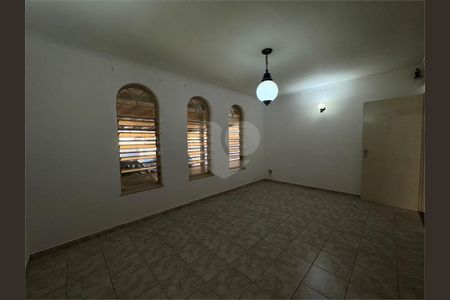 12_photo/94b9bf3c93.20b4babb97b28f5b-ATLAS-c84d9868-e2de-456a-8197-9ebb56fec858.jpg de casa à venda com 3 quartos, 254m² em Jardim Palma Travassos, Ribeirão Preto