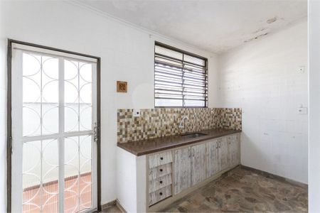 2_photo/94b9bf3cd3.461d42f4ca67fa43-ATLAS-3b5fabb4-b642-4434-9aa1-06ead4afa23a.jpg de casa à venda com 3 quartos, 217m² em Jardim Palma Travassos, Ribeirão Preto