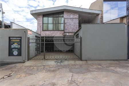 4_photo/94b9bf3cd3.461d42f4ca67fa43-ATLAS-6ec166ef-35a5-49d1-aade-7ef1bdafd172.jpg de casa à venda com 3 quartos, 217m² em Jardim Palma Travassos, Ribeirão Preto