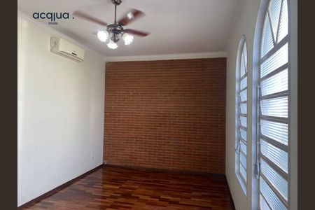 2_photo/94b9bf3e29.e5b0f526cad1f31c-ATLAS-ae216220-165f-4cc8-8a13-dbb17e6e276e.jpg de casa à venda com 3 quartos, 200m² em Jardim Paulista, Ribeirão Preto