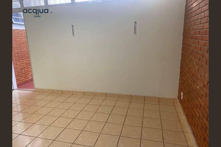 3_photo/94b9bf3e29.e5b0f526cad1f31c-ATLAS-eabd84db-4583-4c56-9b3f-6a7a510f76ab.jpg de casa à venda com 3 quartos, 200m² em Jardim Paulista, Ribeirão Preto