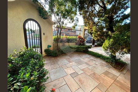 29_photo/94b9bf3ff1.2f53a4626112963d-ATLAS-7ebde498-c221-4b2d-bd6a-5a6bc760de8c.jpg de casa à venda com 3 quartos, 245m² em Parque dos Bandeirantes, Ribeirão Preto