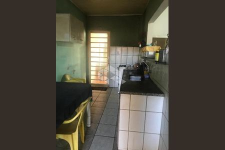 3_photo/94b9bf40cf.1aa5b8f538f3adaf-ATLAS-d6849586-c07f-4ed6-bfa3-610fa0941f29.jpg de casa à venda com 3 quartos, 86m² em Jardim Castelo Branco, Ribeirão Preto