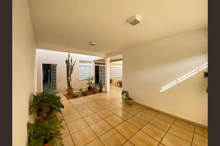 3_photo/94b9bf410b.07c5e9f7353d34ff-ATLAS-4f58d2fb-9ed1-4eaf-b1f1-34fb81f0565c.jpg de casa à venda com 4 quartos, 321m² em Parque dos Bandeirantes, Ribeirão Preto