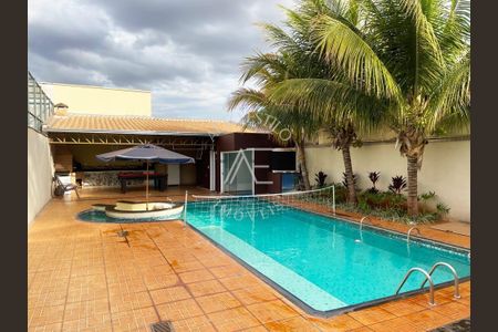 2_photo/94b9bf4327.2f15d505e37c7ac5-ATLAS-166e8c67-3cb6-4b94-8d45-ea4245a04a2b.jpg de casa à venda com 3 quartos, 380m² em Jardim Anhanguera, Ribeirão Preto