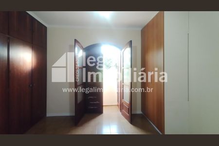 19_photo/94b9bf46ed.4cea1a0b3f6bbd2f-ATLAS-0f2b3cc5-5343-49f8-b6c0-55fb13d57acb.jpg de apartamento à venda com 3 quartos, 90m² em Jardim Castelo Branco, Ribeirão Preto