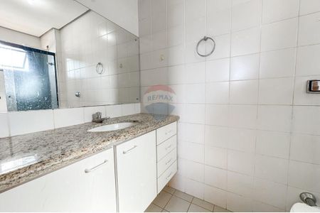 3_photo/94b9bf47fb.dd810fae21d85007-ATLAS-09d4eb80-4e70-402e-b7e2-2c55682b58b7.jpg de apartamento à venda com 3 quartos, 94m² em Presidente Medici, Ribeirão Preto