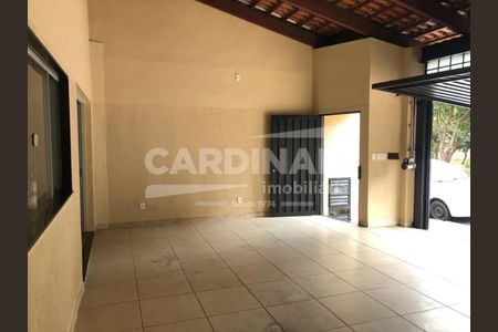 9_photo/94b9bf4807.9de6362a168616a9-ATLAS-210654db-d528-42e5-8c6e-e04c8d1fe7e4.jpg de casa à venda com 3 quartos, 150m² em Presidente Medici, Ribeirão Preto