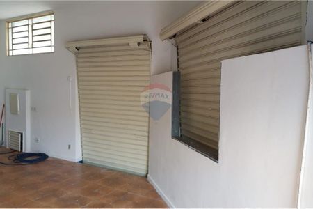 8_photo/94b9bf4901.58dbba0947eec603-ATLAS-5f4cc435-e997-49f9-adf8-0cd243db7706.jpg de casa à venda com 2 quartos, 129m² em Presidente Medici, Ribeirão Preto