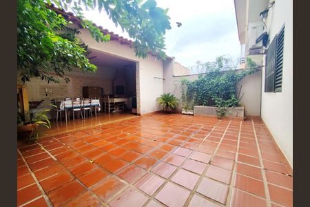 5_photo/94b9bf49b9.2f15d505e37c7ac5-ATLAS-100bac53-0852-4b89-bd0f-fe7ff1a21a54.jpg de casa à venda com 4 quartos, 289m² em Presidente Medici, Ribeirão Preto