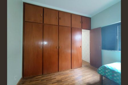 12_photo/94b9bf49b9.2f15d505e37c7ac5-ATLAS-2c93a8af-413d-4b7c-8471-0f2669d3ea8f.jpg de casa à venda com 4 quartos, 289m² em Presidente Medici, Ribeirão Preto