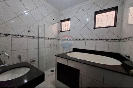 21_photo/94b9bf4d5b.4e221277b30b404d-ATLAS-33a31fe6-3cea-484b-b8ae-55c9d094675f.jpg de casa à venda com 3 quartos, 211m² em Ribeirânia, Ribeirão Preto