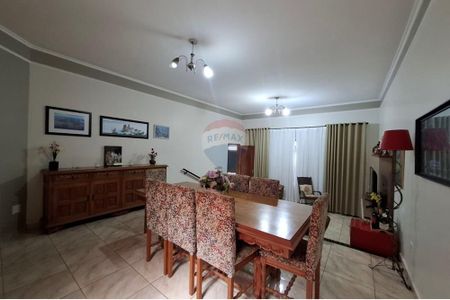 10_photo/94b9bf4d5b.4e221277b30b404d-ATLAS-5169d55c-dde8-44ae-a125-e96f4249902c.jpg de casa à venda com 3 quartos, 211m² em Ribeirânia, Ribeirão Preto