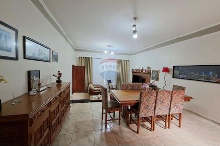 5_photo/94b9bf4d5b.4e221277b30b404d-ATLAS-64f6a657-ecbf-487d-89a1-298b577a7763.jpg de casa à venda com 3 quartos, 211m² em Ribeirânia, Ribeirão Preto