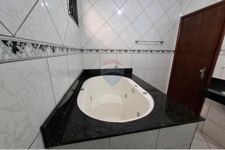 20_photo/94b9bf4d5b.4e221277b30b404d-ATLAS-702142bb-7aea-4831-9dae-debba5dd51bb.jpg de casa à venda com 3 quartos, 211m² em Ribeirânia, Ribeirão Preto