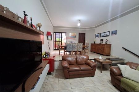 10_photo/94b9bf4d5b.4e221277b30b404d-ATLAS-8616fa83-9f7d-4055-8709-82acfae664e9.jpg de casa à venda com 3 quartos, 211m² em Ribeirânia, Ribeirão Preto