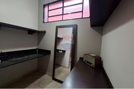 30_photo/94b9bf4d5b.4e221277b30b404d-ATLAS-93e92d2d-6db5-441c-9c1c-34fa42c6e7e2.jpg de casa à venda com 3 quartos, 211m² em Ribeirânia, Ribeirão Preto