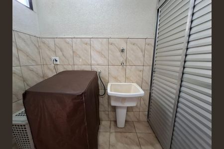 8_photo/94b9bf4d5b.da0ee4c0701328bc-ATLAS-2316203e-0e69-4d9d-8e9e-5152f6ad81d3.jpg de casa à venda com 3 quartos, 211m² em Ribeirânia, Ribeirão Preto