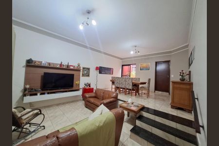 12_photo/94b9bf4d5b.da0ee4c0701328bc-ATLAS-3d6b08d8-d02c-4265-9146-86975bf64f91.jpg de casa à venda com 3 quartos, 211m² em Ribeirânia, Ribeirão Preto