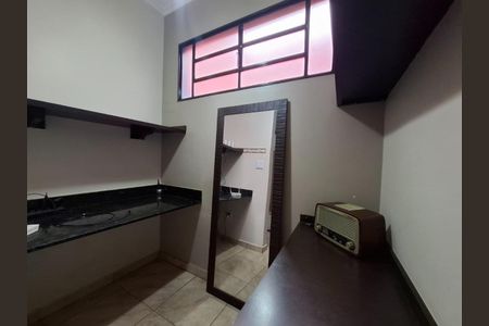 18_photo/94b9bf4d5b.da0ee4c0701328bc-ATLAS-408ef24d-ed89-4302-b6f6-6c3adabbf539.jpg de casa à venda com 3 quartos, 211m² em Ribeirânia, Ribeirão Preto